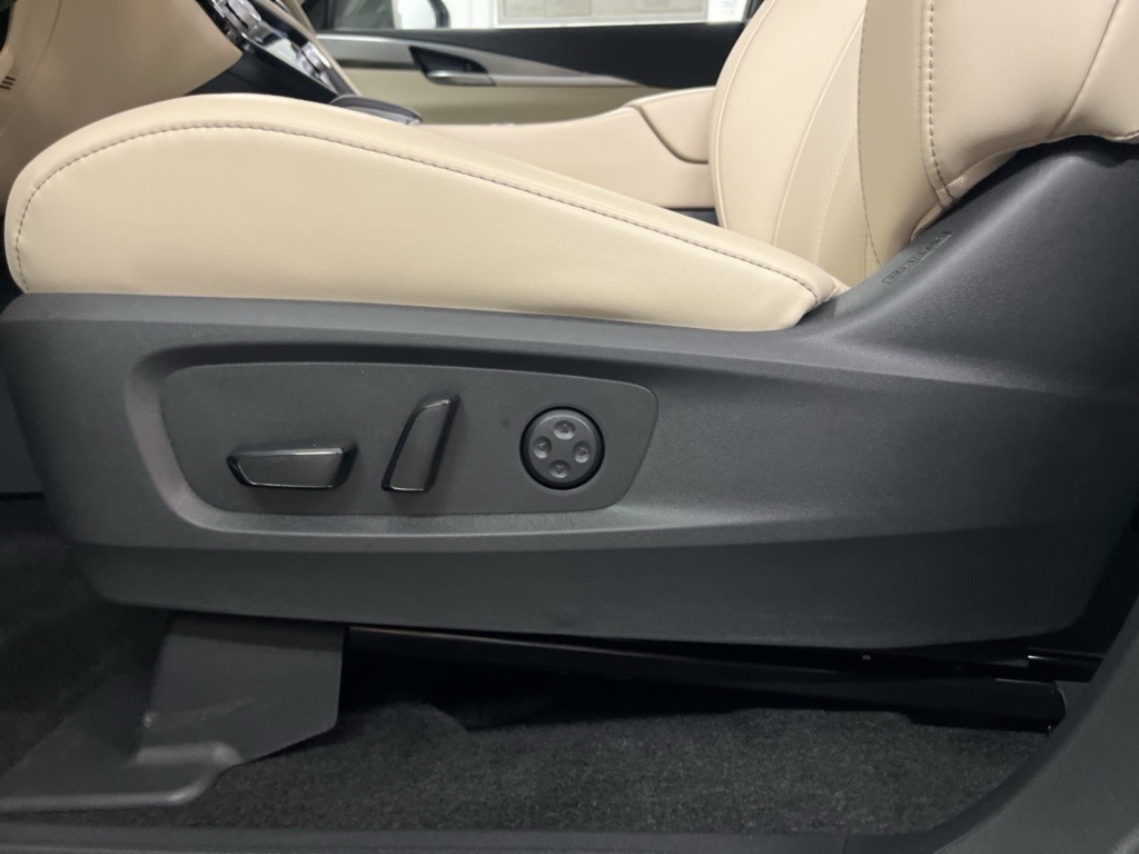 2025 Infiniti QX60 Luxe photo 11
