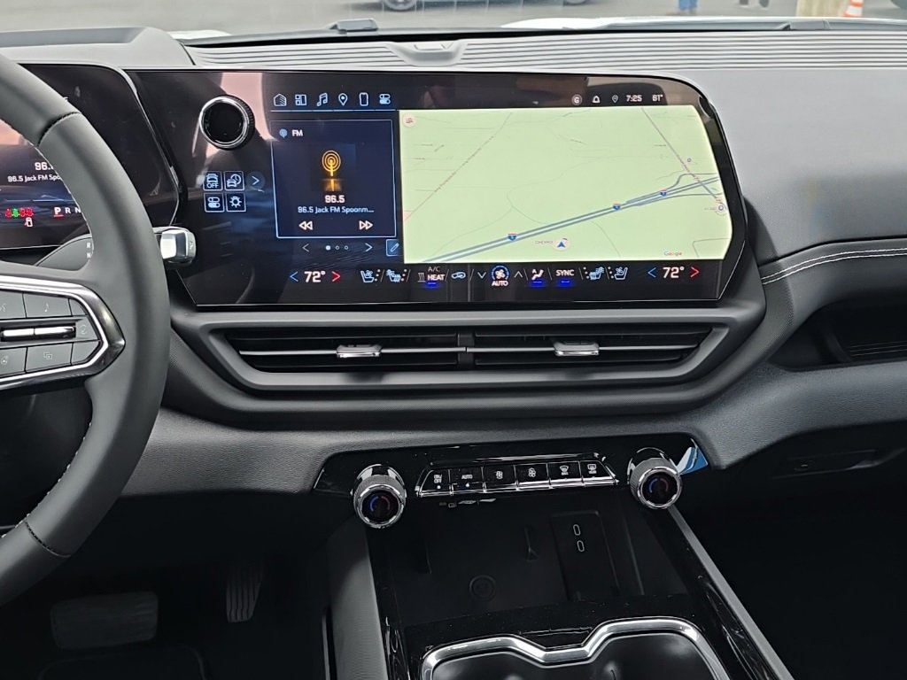 2025 Chevrolet Silverado EV LT photo 12