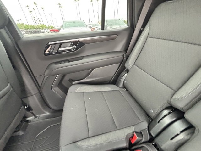 2025 Chevrolet Tahoe LS photo 20