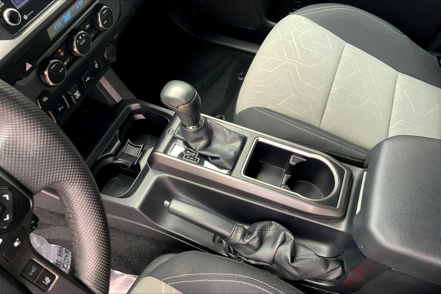 2023 Toyota Tacoma TRD Sport photo 13