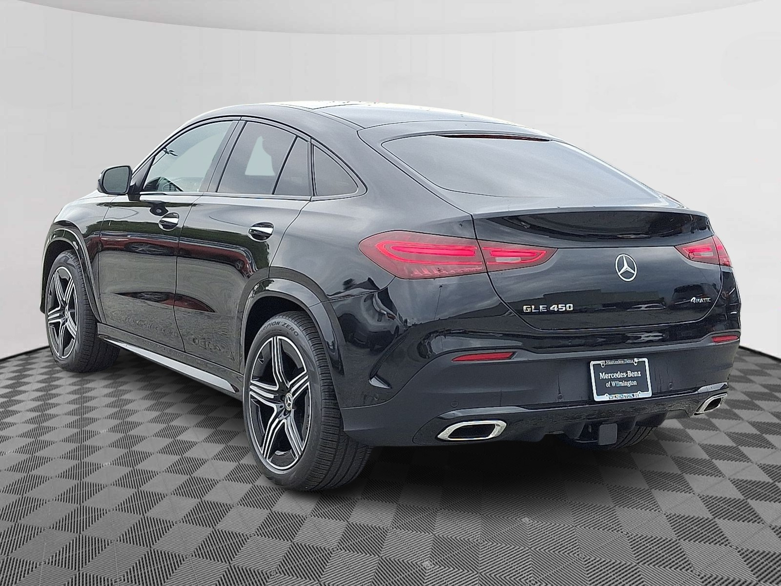 2026 Mercedes Benz GLE 450 4MATIC photo 4