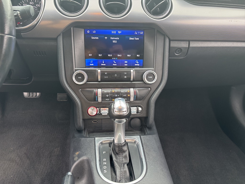 2020 Ford Mustang EcoBoost photo 10