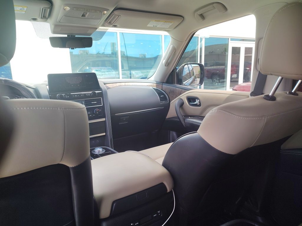 2023 Infiniti QX80 Premium Select photo 3