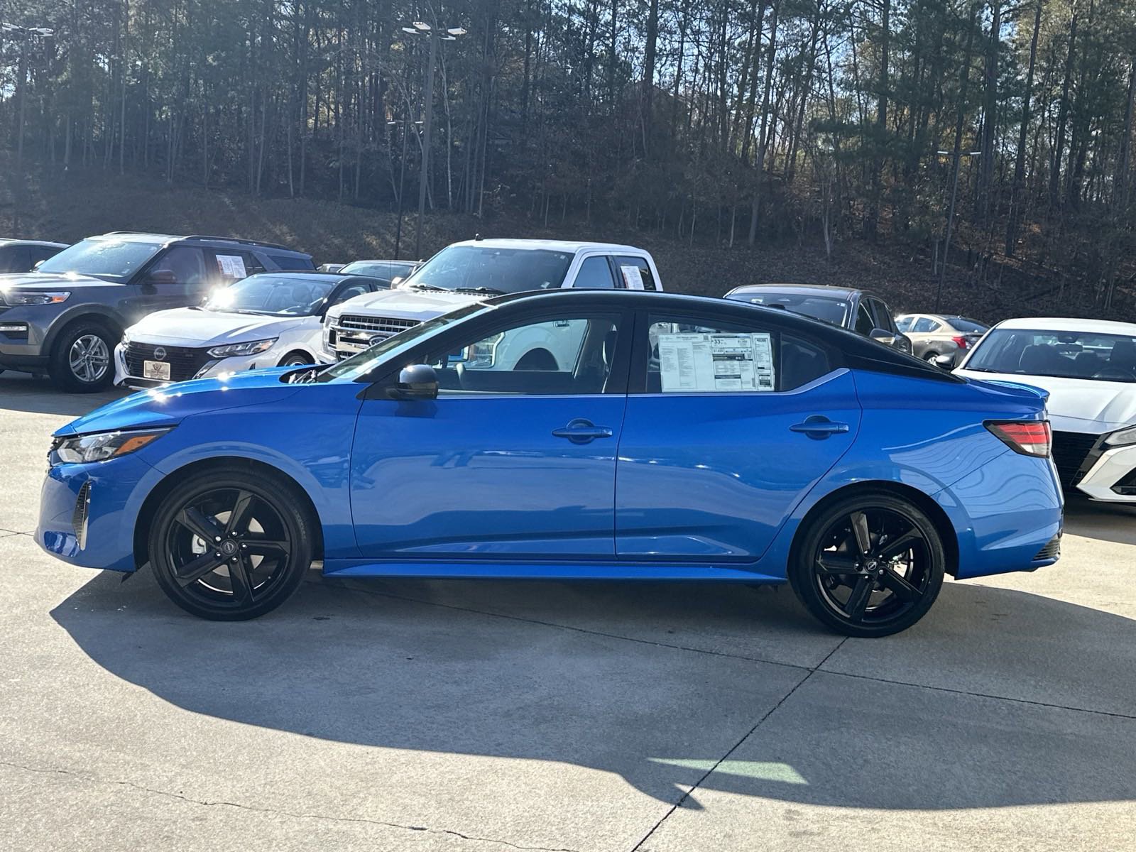 2025 Nissan Sentra SR photo 5