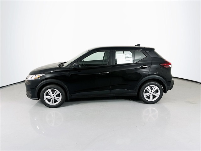 2025 Nissan Kicks Play S photo 4