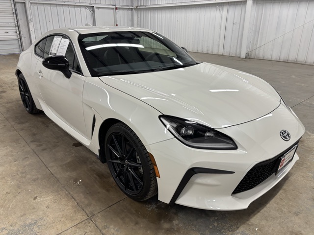 2025 Toyota GR86 Premium's photo