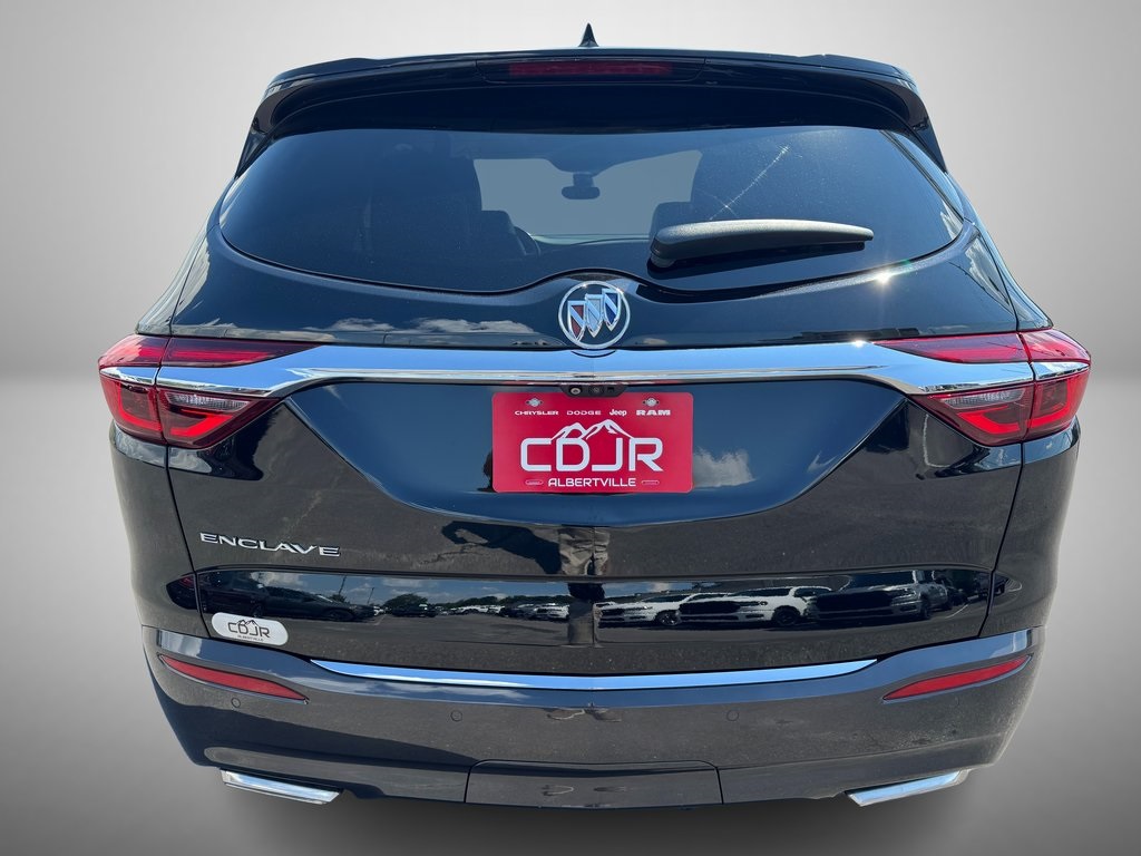 2021 Buick Enclave Essence photo 2