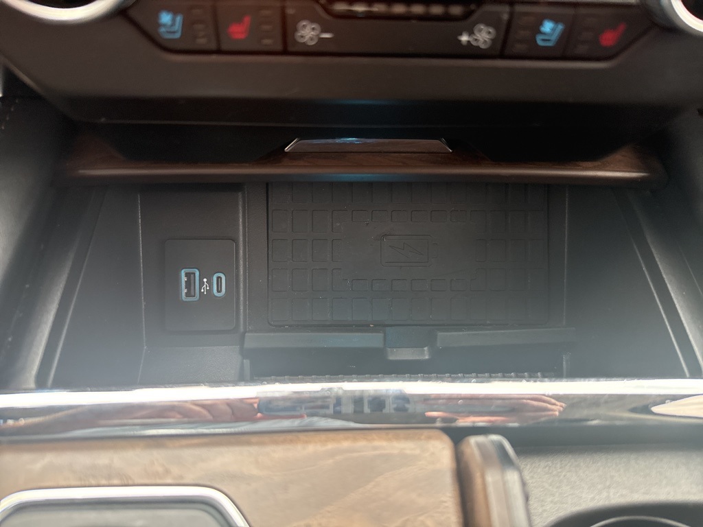2021 Ford Expedition MAX Platinum photo 38