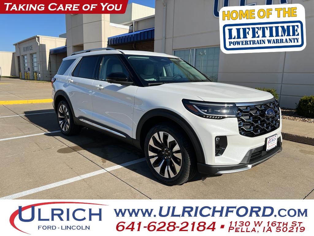 2026 Ford Explorer Platinum's photo