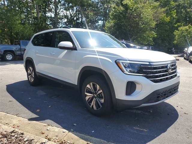2026 Volkswagen Atlas SE photo 3