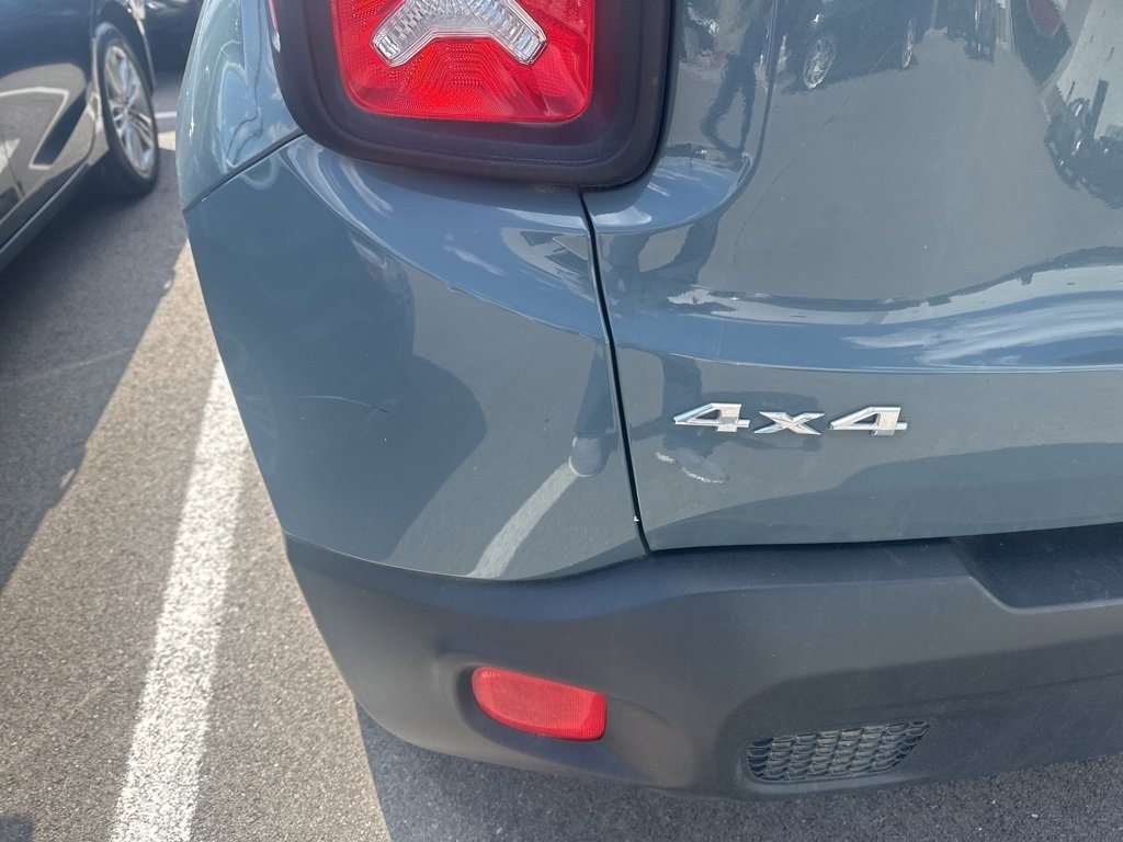 2017 Jeep Renegade Latitude North Edition photo 4