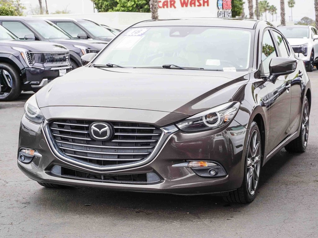 2018 Mazda Mazda3 Grand Touring photo 3