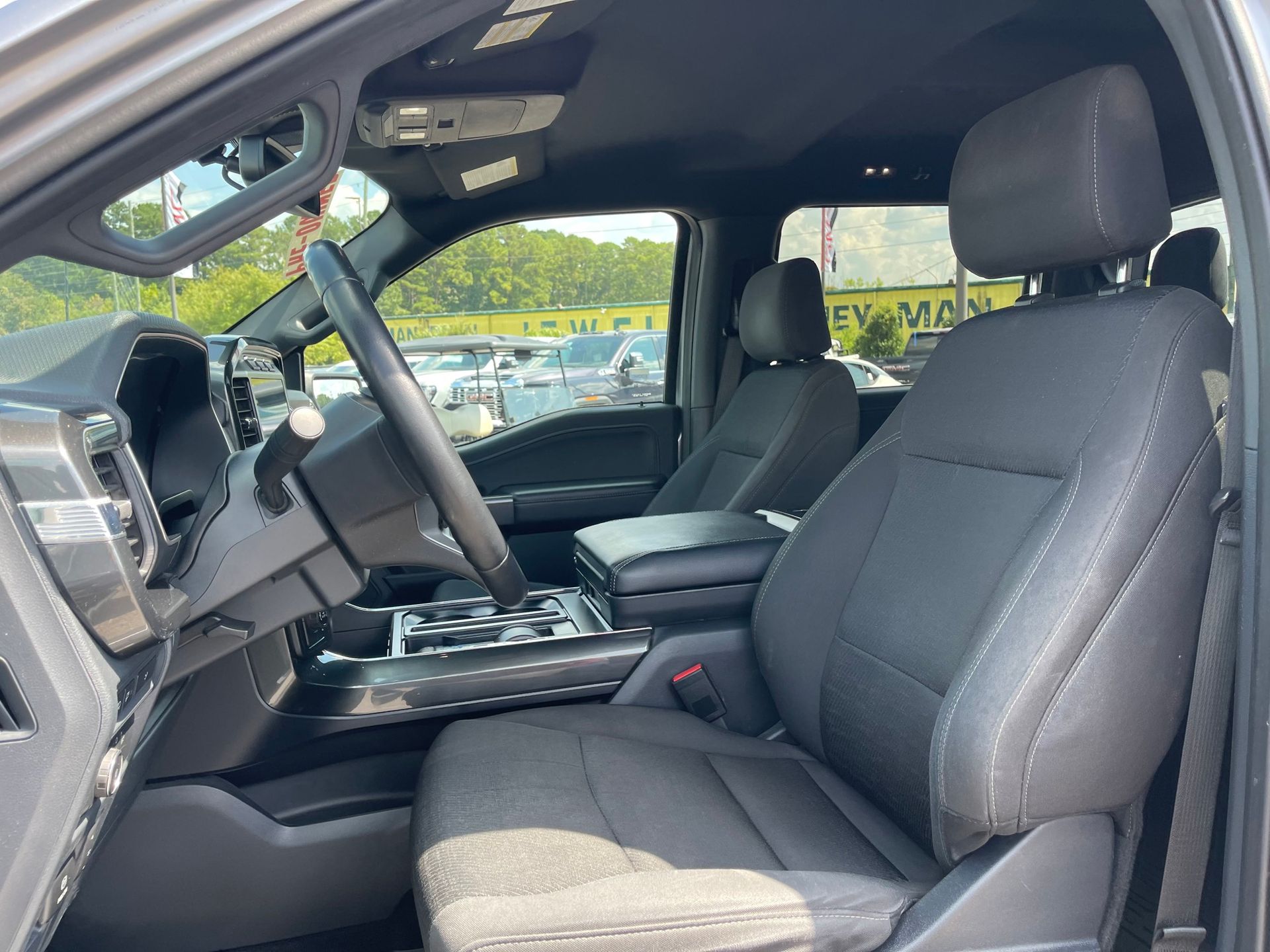 2022 Ford F-150 XLT photo 13