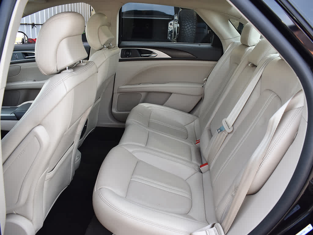 2019 Lincoln MKZ Reserve photo 6