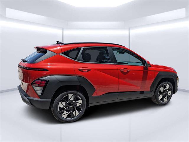 2025 Hyundai Kona SEL photo 3