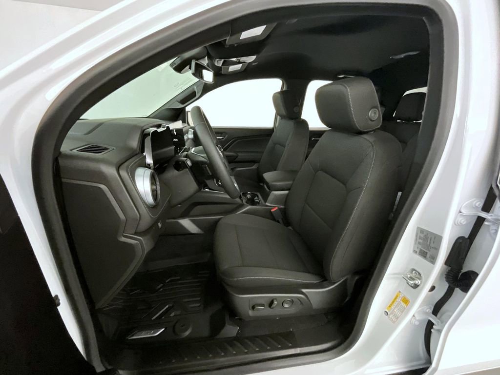 2025 Chevrolet Colorado Work Truck LT photo 9
