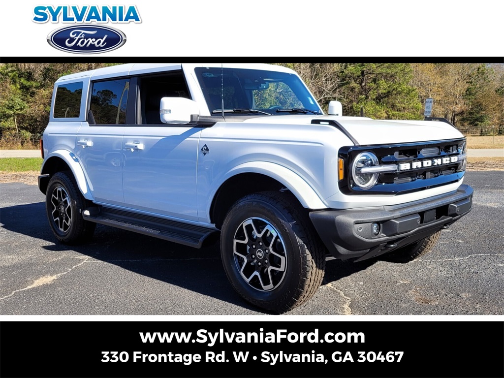 2025 Ford Bronco 4-Door Outer Banks's photo