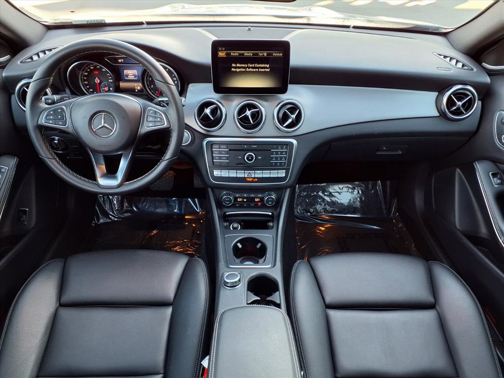 2018 Mercedes Benz GLA photo 4