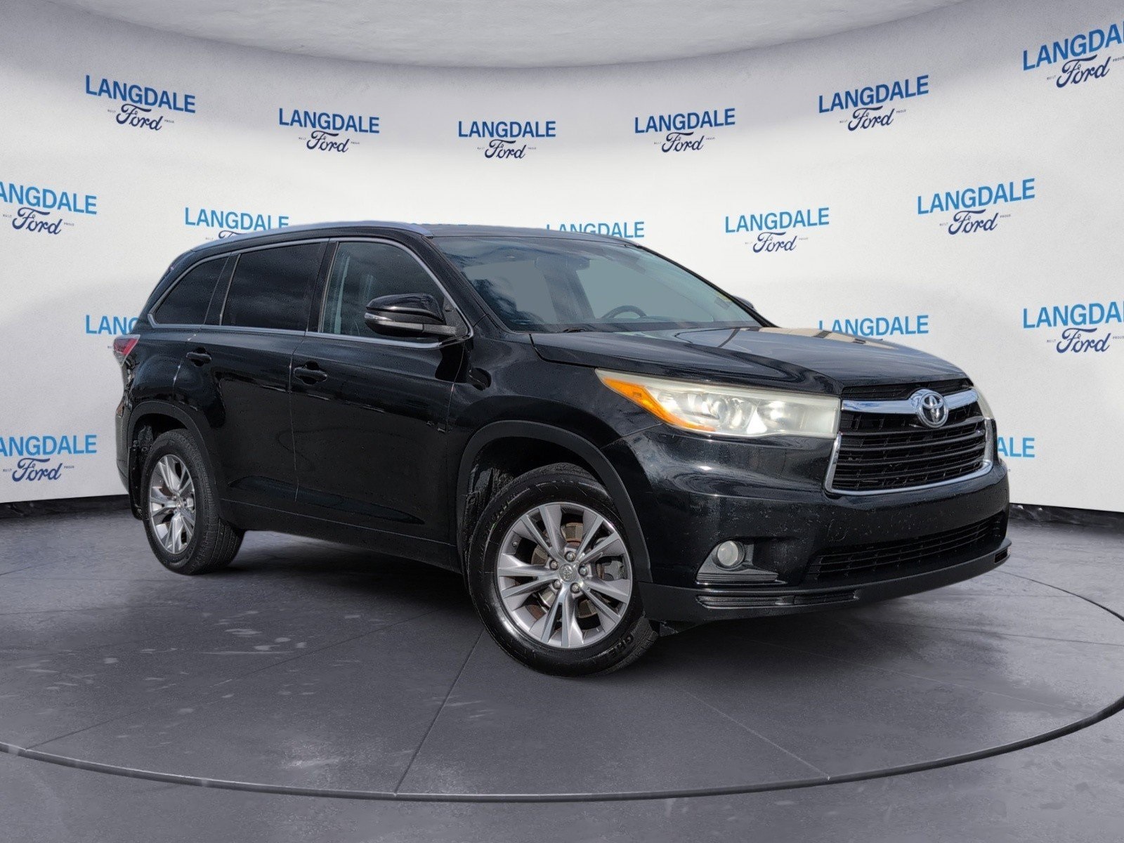 Used 2014 Toyota Highlander XLE with VIN 5TDJKRFHXES021667 for sale in Valdosta, GA
