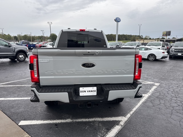 2026 Ford F-350 XLT photo 3