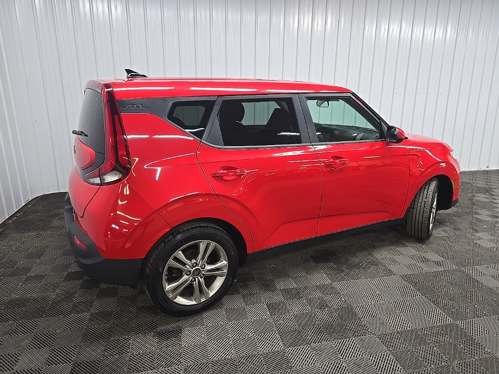 2021 Kia Soul LX photo 3