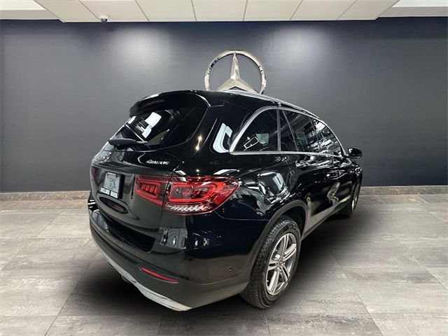 2021 Mercedes Benz GLC 300 4MATIC photo 2