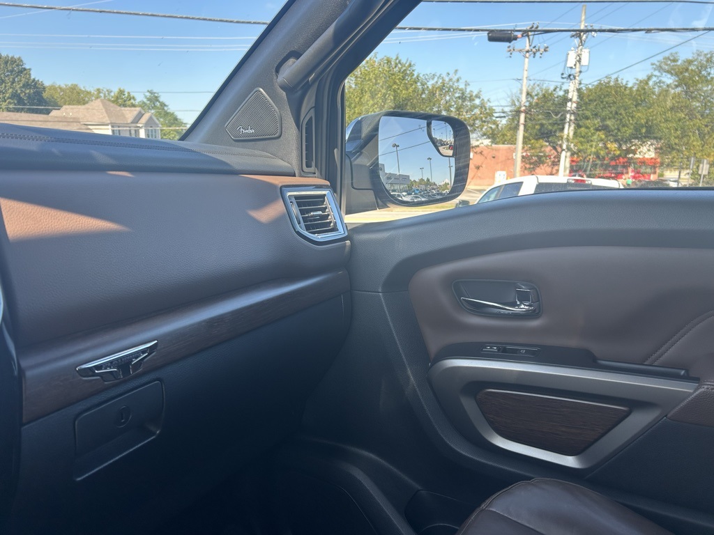2020 Nissan Titan Platinum Reserve photo 20
