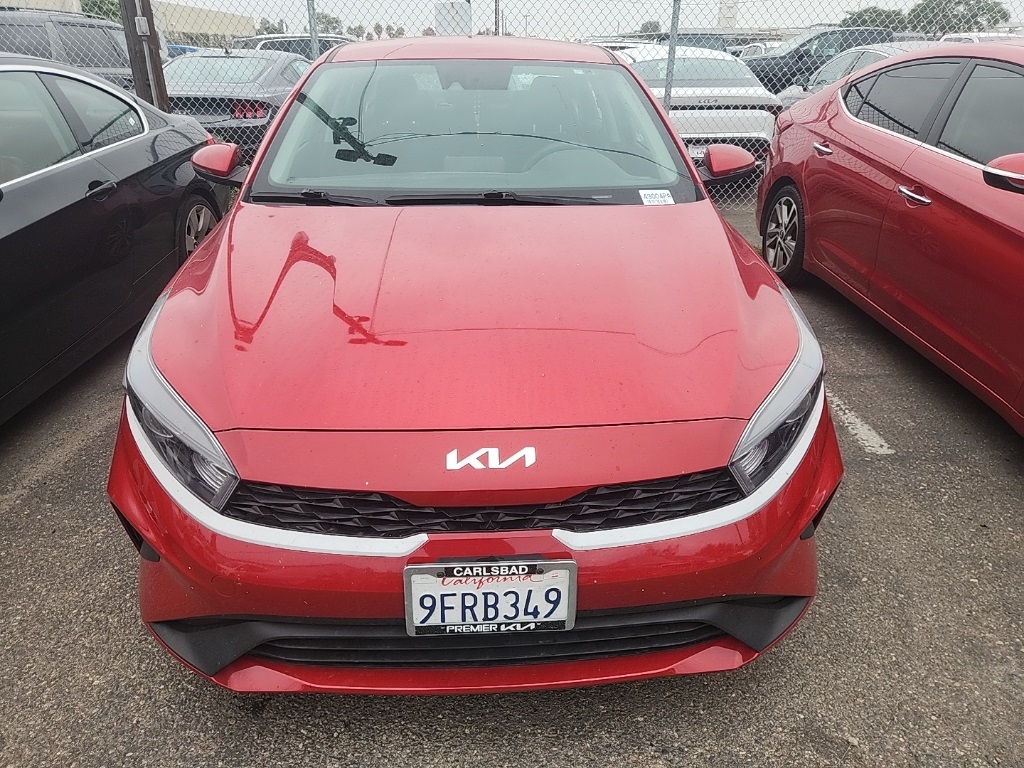 2023 Kia Forte LXS photo 2