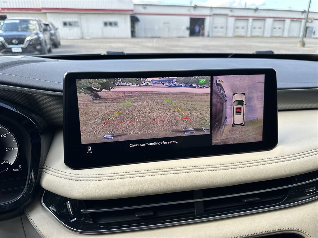 2023 Infiniti QX60 Luxe photo 16