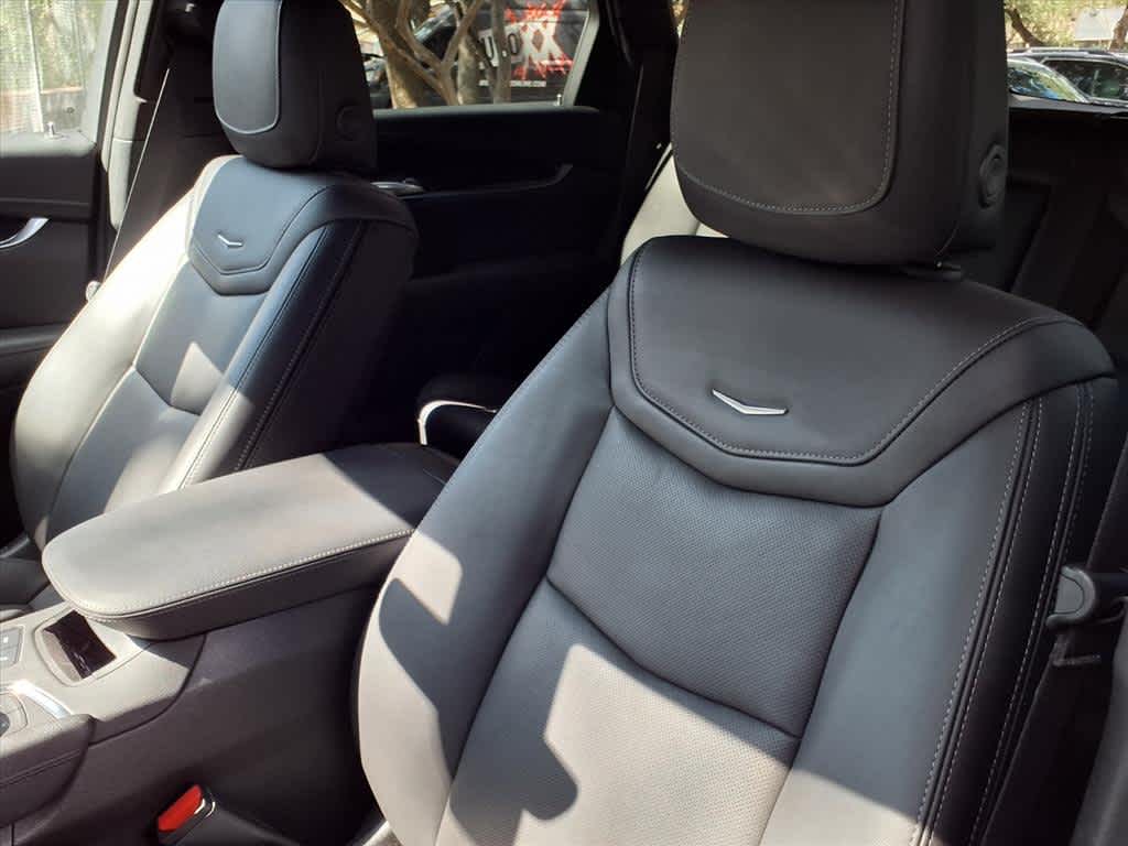 2025 Cadillac XT5 Premium Luxury photo 9