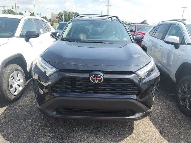 2025 Toyota RAV4 XLE photo 2