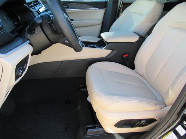 2024 Jeep Grand Cherokee Limited photo 14