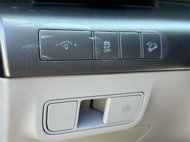 2026 Hyundai Kona SEL photo 22