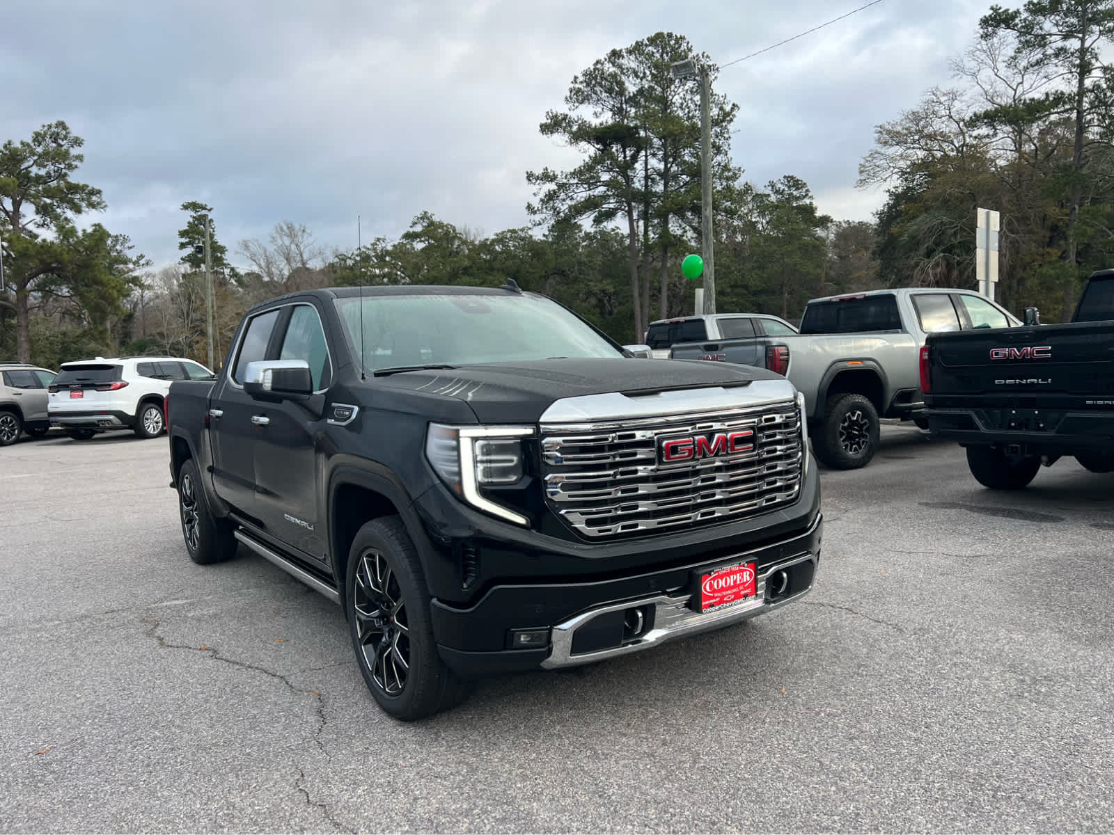 2026 GMC Sierra 1500 Denali's photo