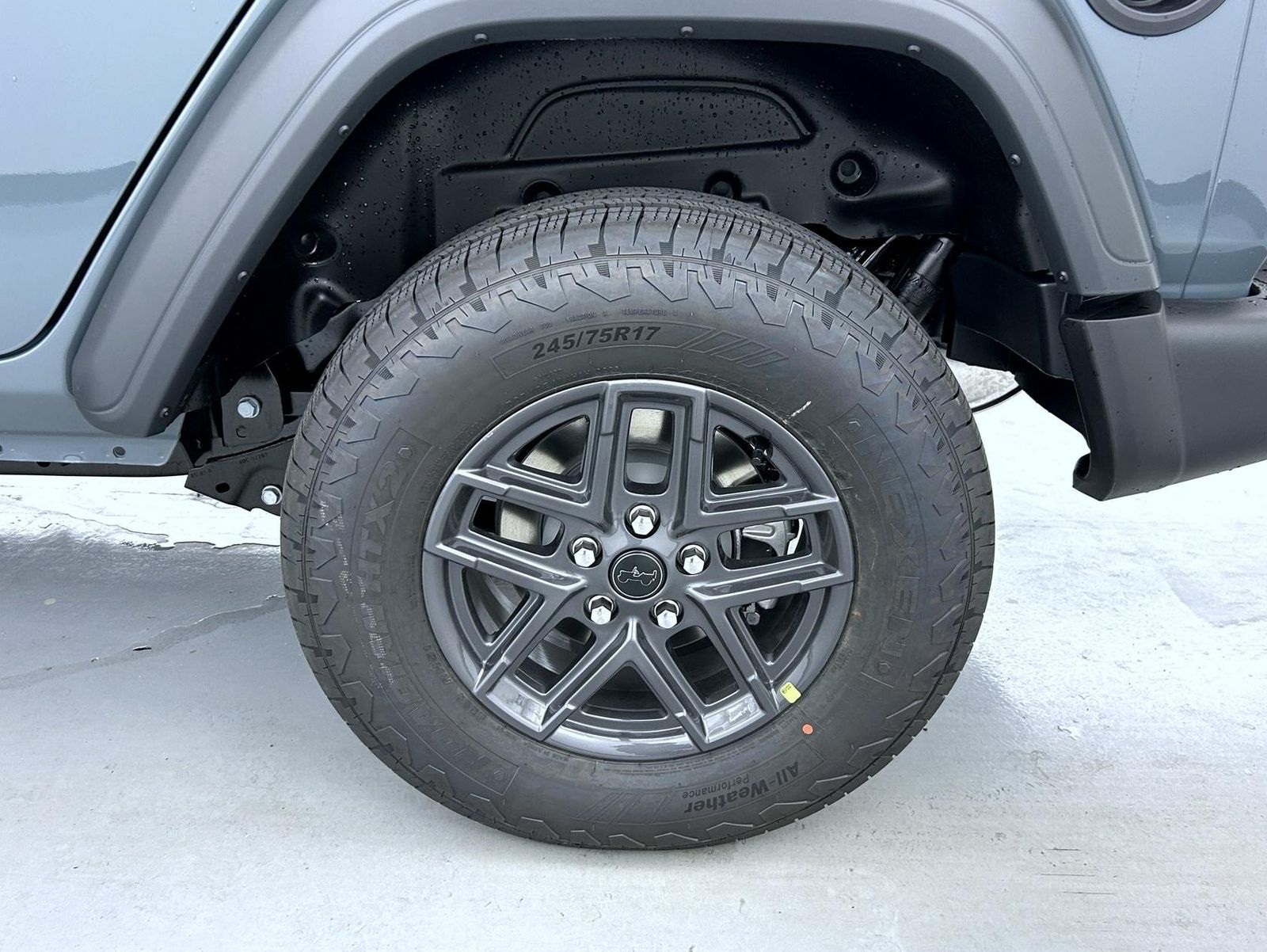 2025 Jeep Wrangler Sport S photo 21
