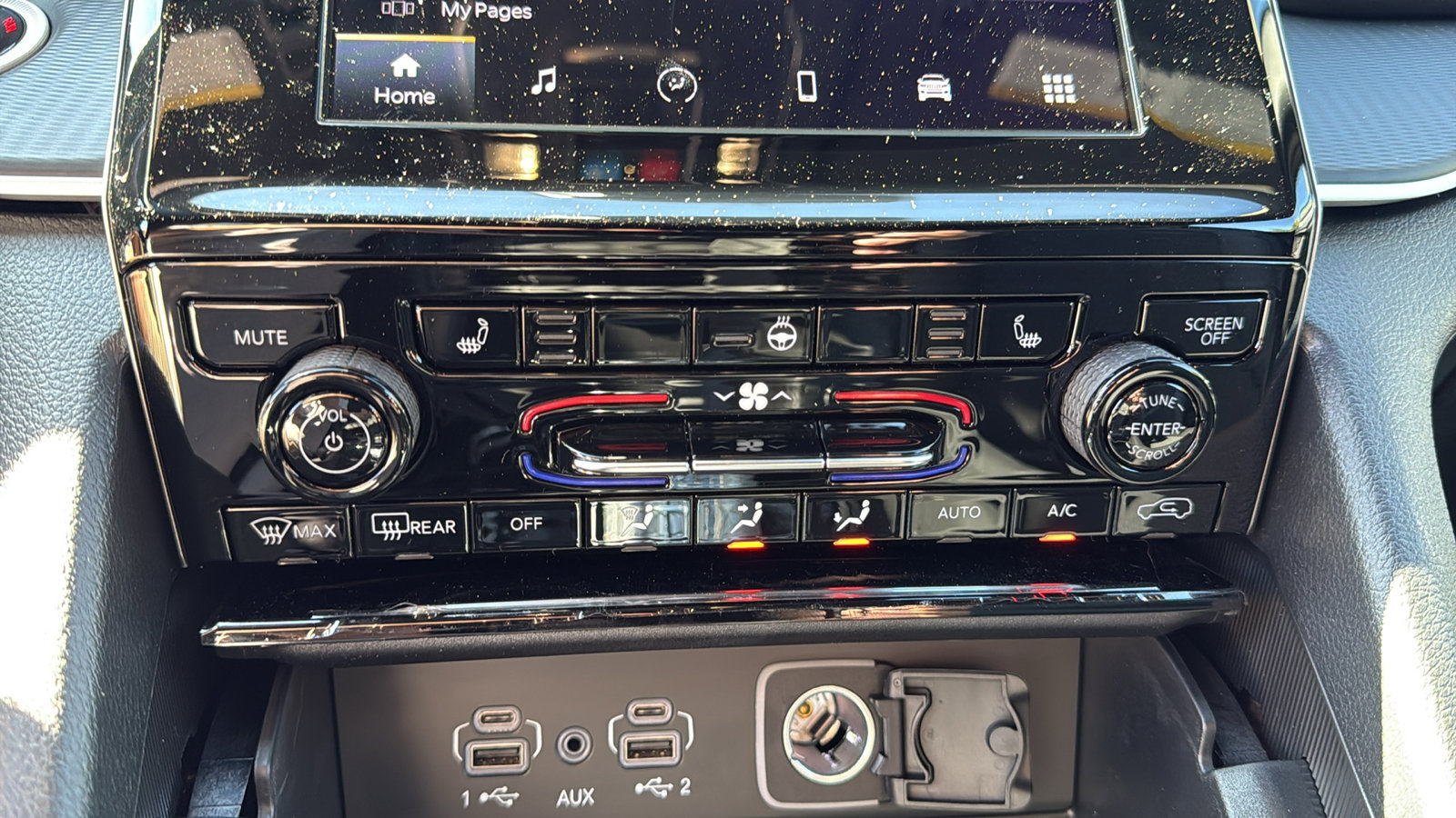 2025 Jeep Grand Cherokee Altitude photo 10