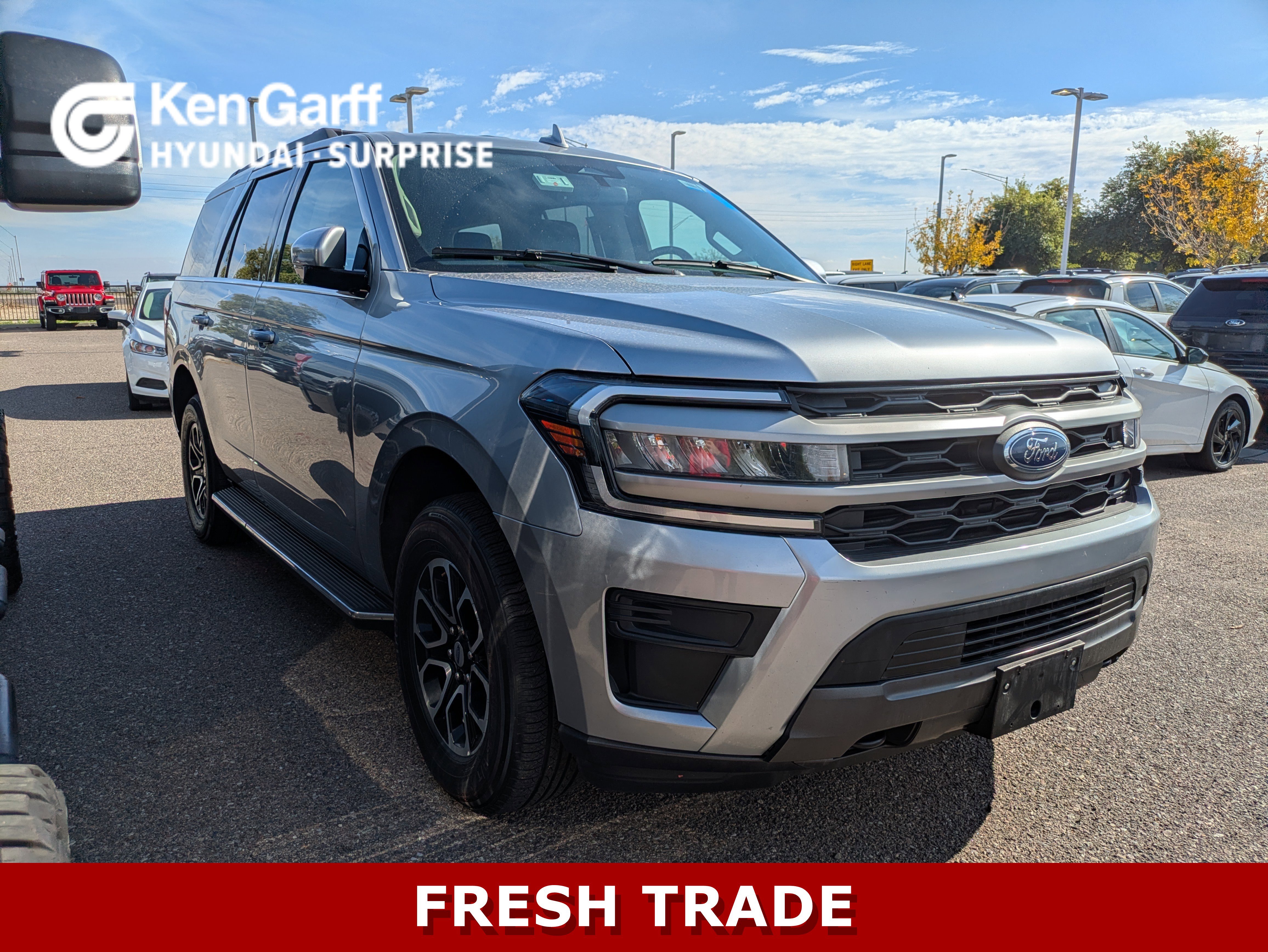 2023 Ford Expedition XLT's photo