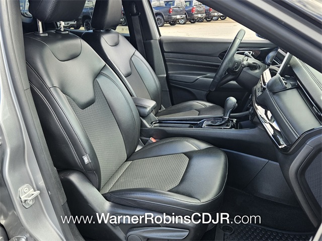 2022 Jeep Compass Altitude photo 16