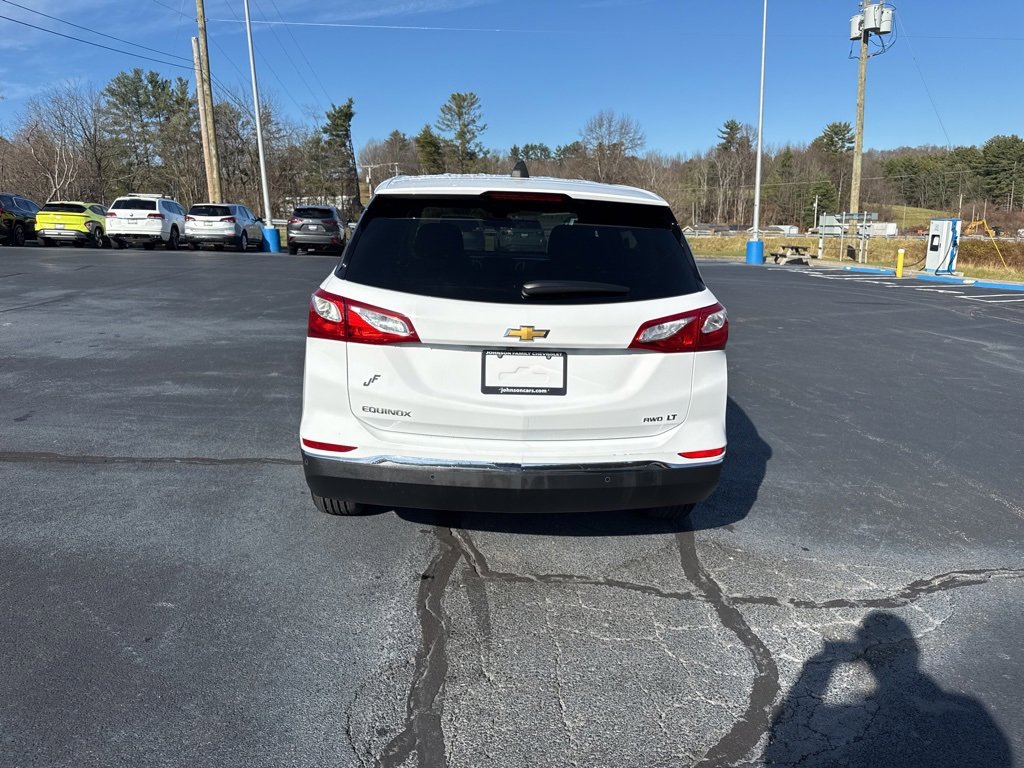 2020 Chevrolet Equinox LT photo 3