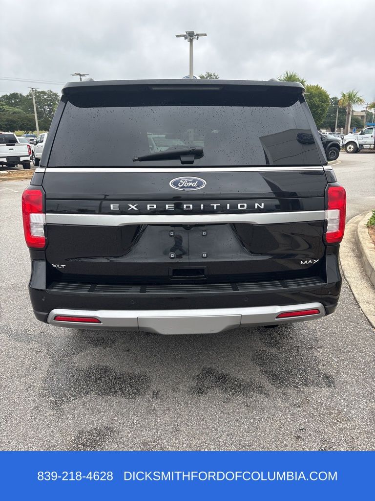 2024 Ford Expedition MAX XLT photo 3