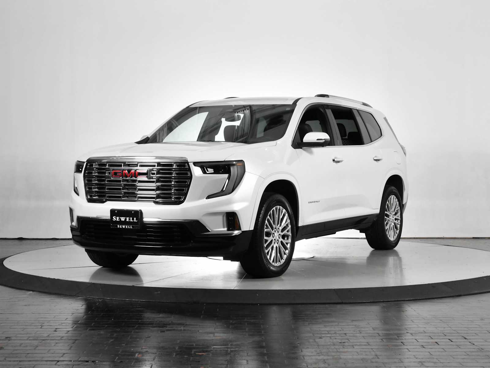 2025 GMC Acadia Denali's photo