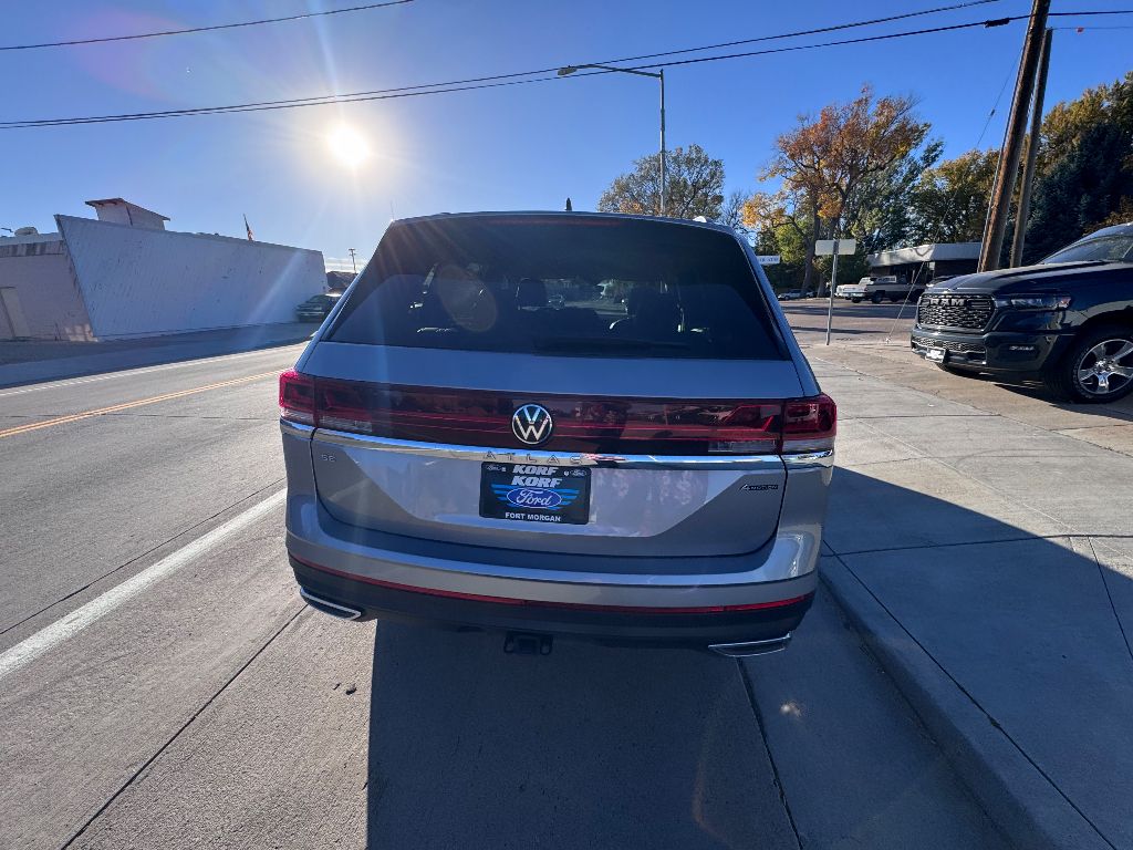 2025 Volkswagen Atlas SE Technology photo 4