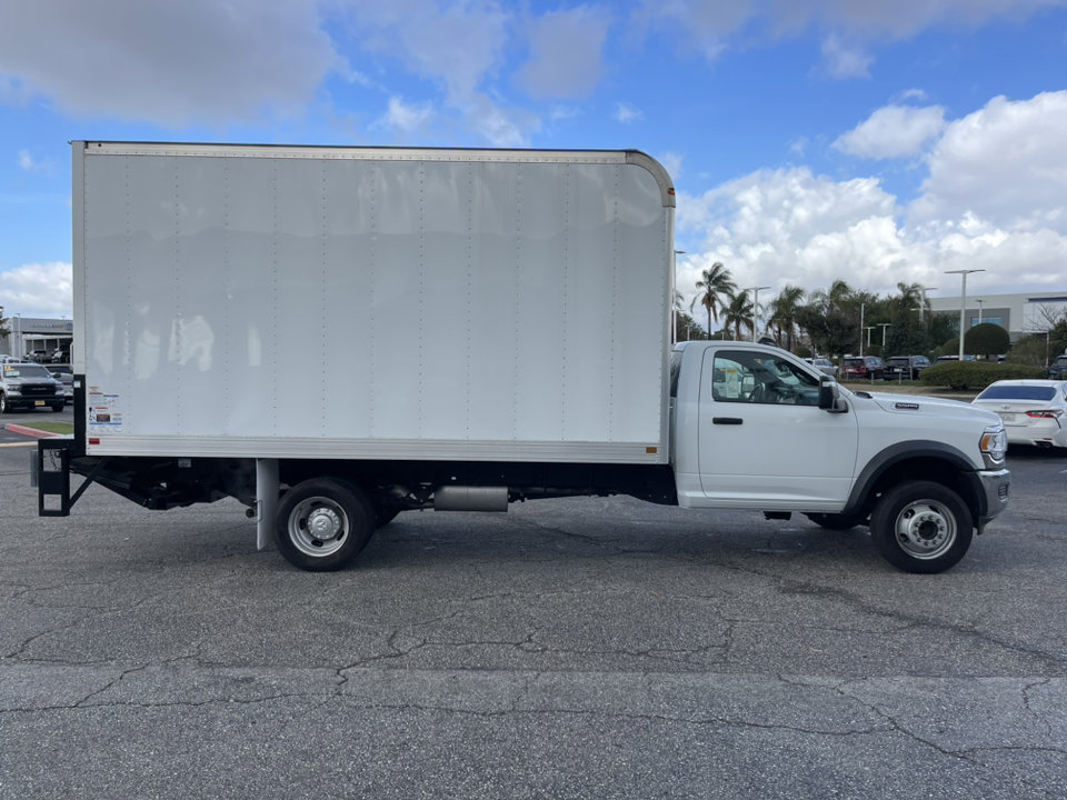 2024 Ram 5500 Tradesman photo 3