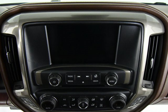 2018 Chevrolet Silverado 3500HD High Country photo 3