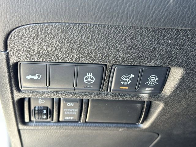 2020 Infiniti QX80 Luxe photo 17