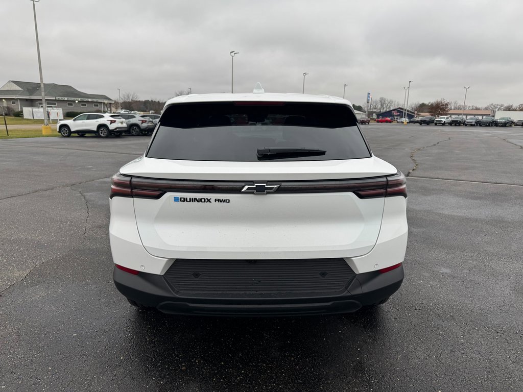 2026 Chevrolet Equinox EV 1LT photo 2