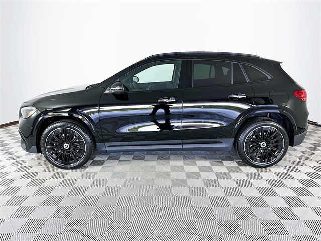 2025 Mercedes Benz GLA 250 photo 4