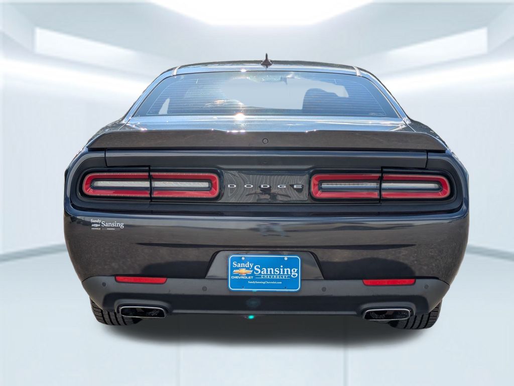 2017 Dodge Challenger GT photo 4