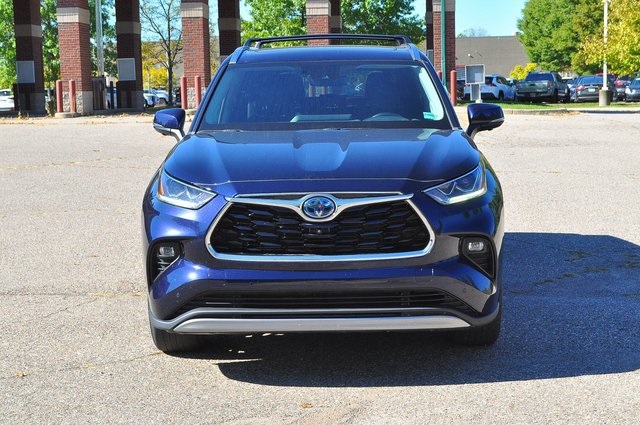 2023 Toyota Highlander Hybrid Platinum photo 8