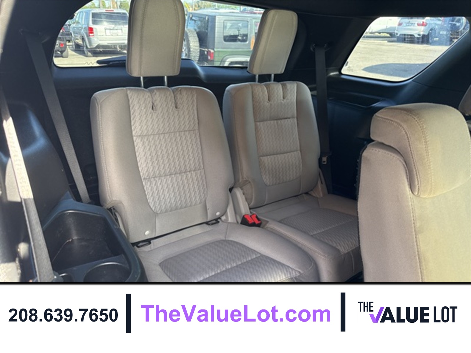 2018 Ford Explorer Base photo 16